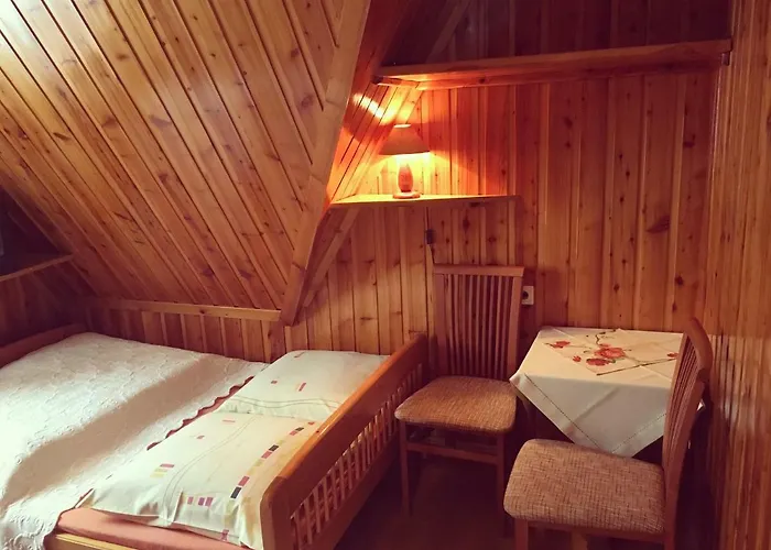 Lojasowka Privatunterkunft