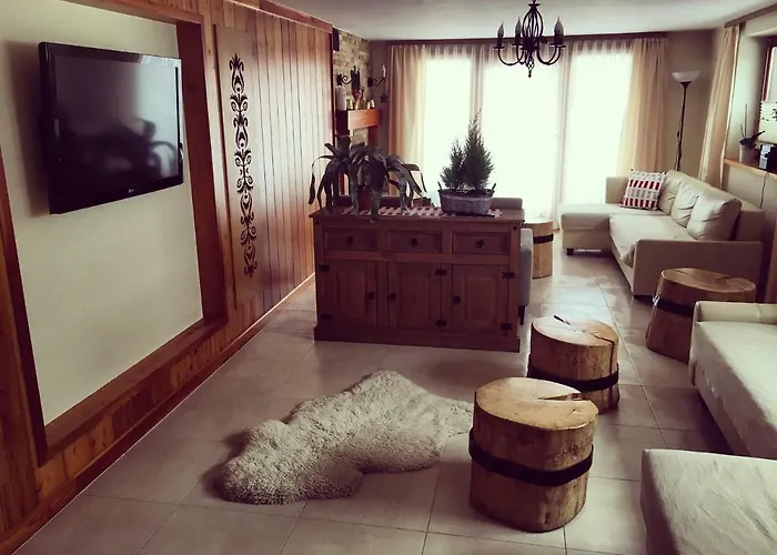 Privatunterkunft Lojasowka *